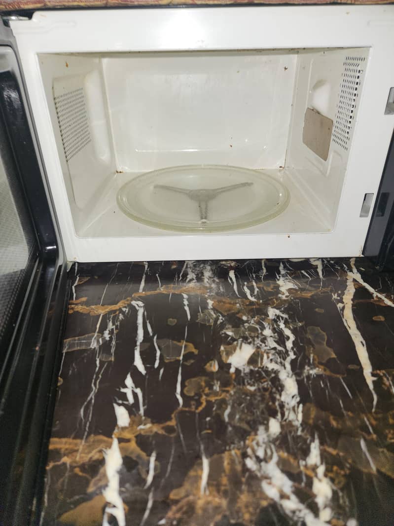 microwave 1