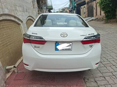 **Toyota Corolla Altis Grande 1.8 2019 Model | Excellent Condition**
