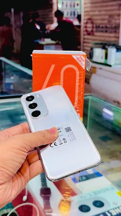 Tecno spark 40 pro plus
