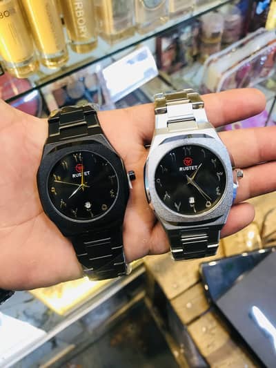 Man watch Rustet brand