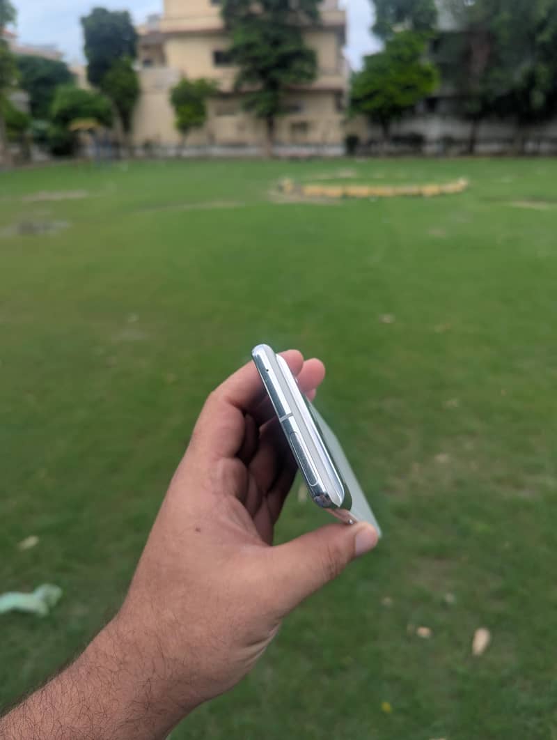 Google Pixel 7 Pro 4