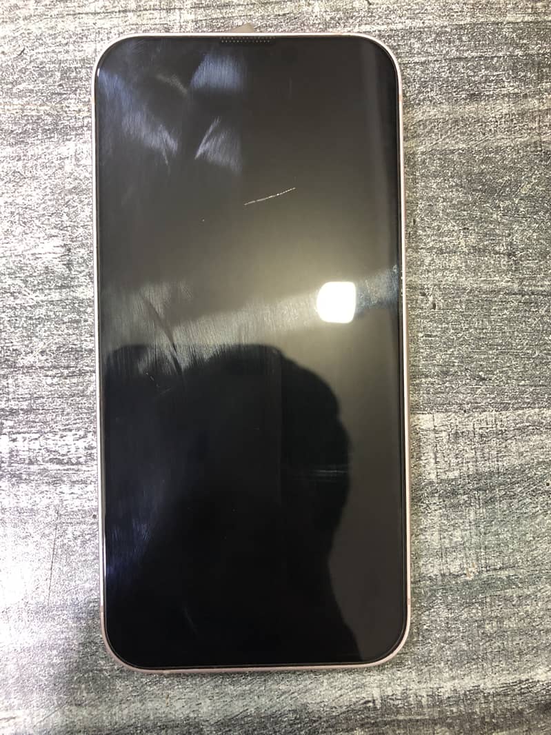 Apple iPhone 13 1