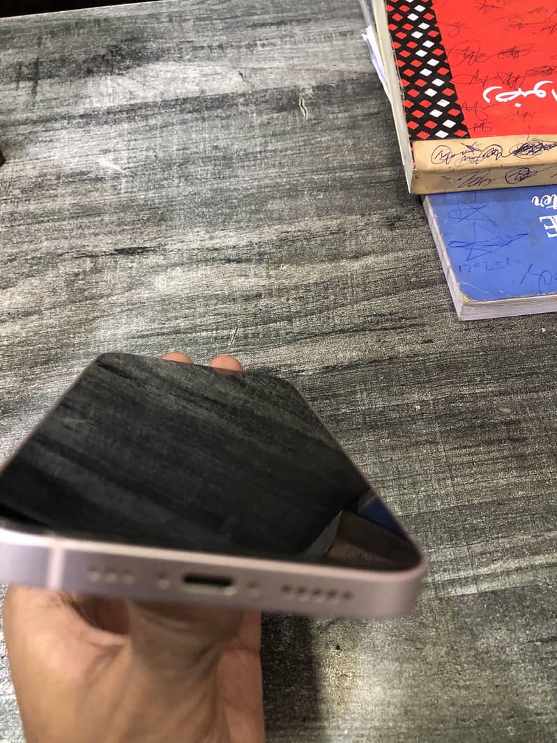 Apple iPhone 13 3