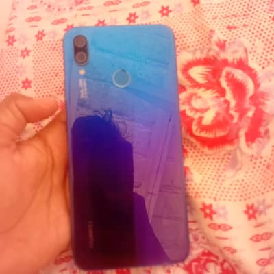 Huawei Nova 3i 6/128 exchange possible