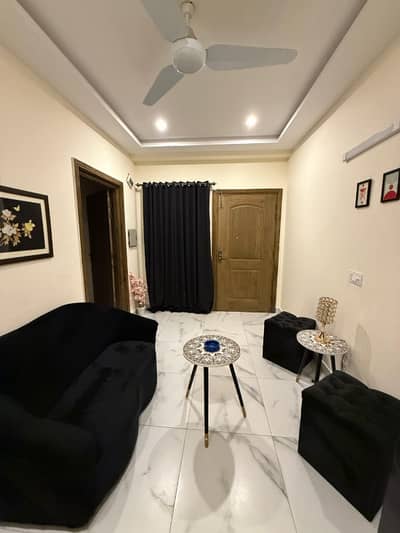 1 bed furnished apartment available on daily basis