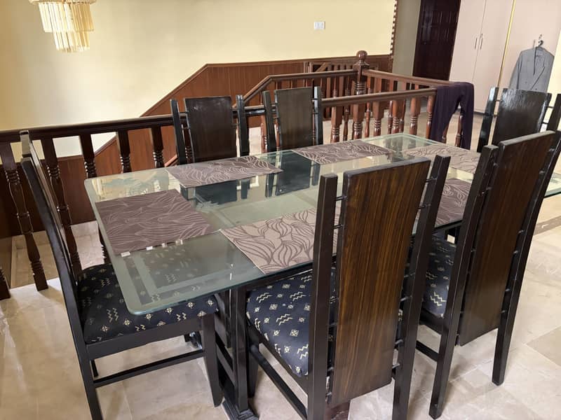 6 seater Dining Table 1