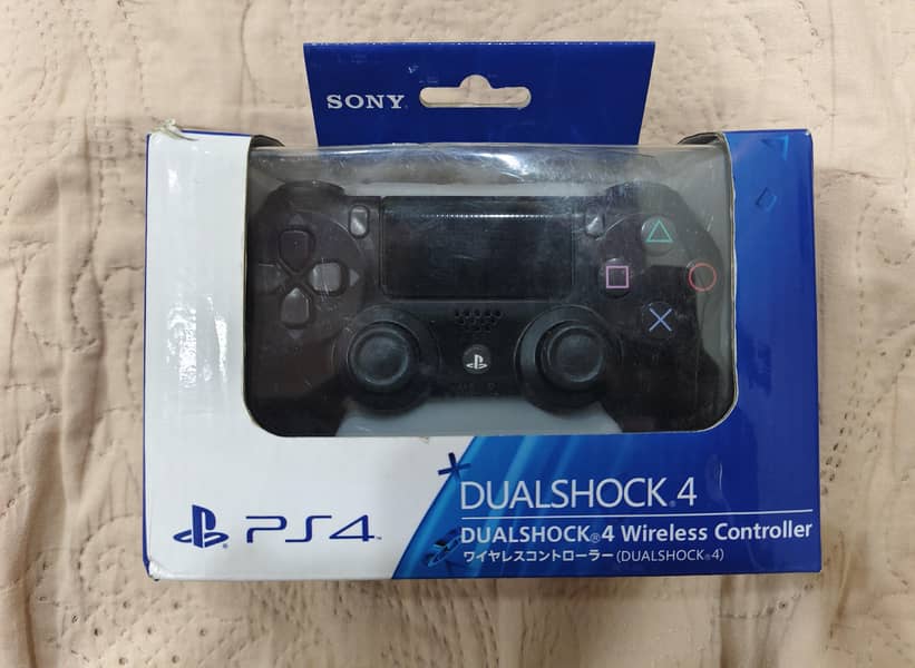 Ps4 with 4 controllers 2