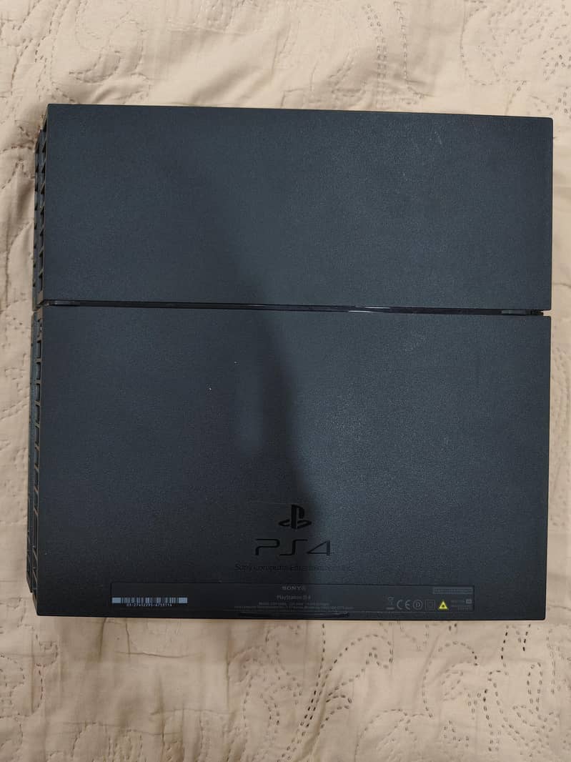 Ps4 with 4 controllers 6