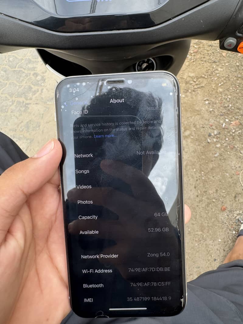 Apple iPhone X 3