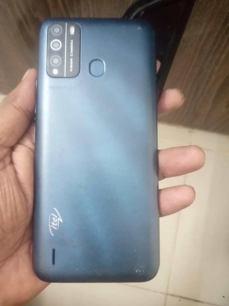 Itel version 1 pro 4