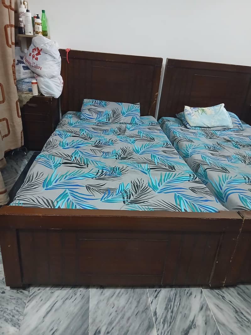 single beds 0