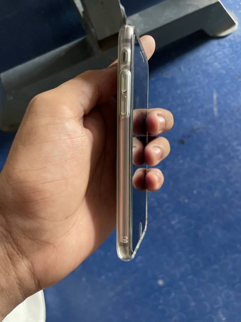 Apple iPhone 6 2