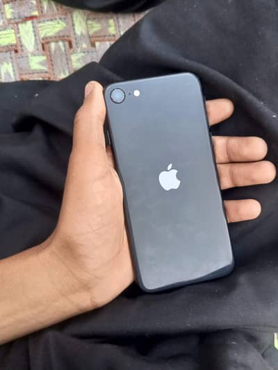 Apple iPhone SE