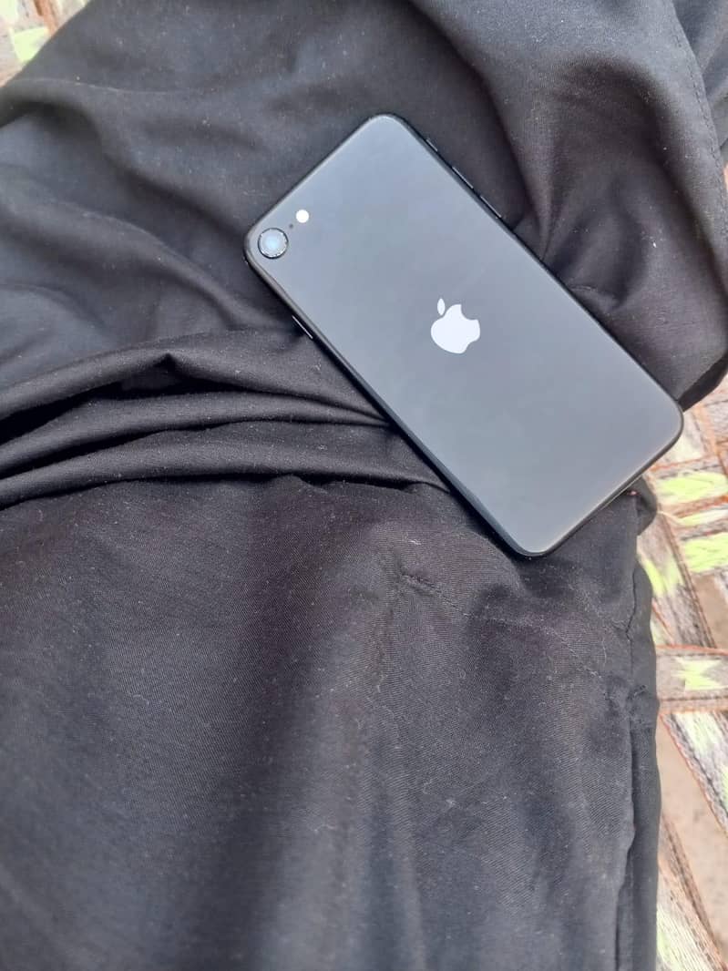Apple iPhone SE 1