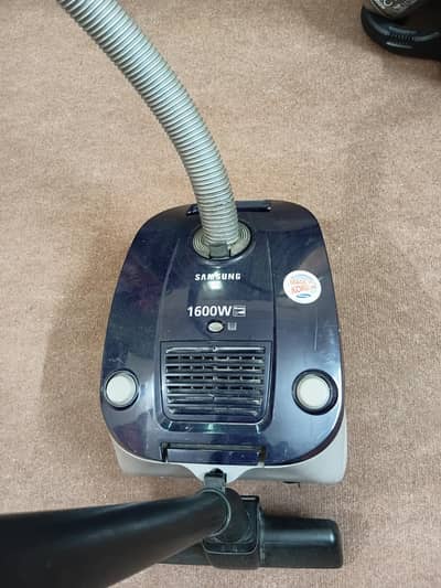 samsung vacuum cleaner 1600w