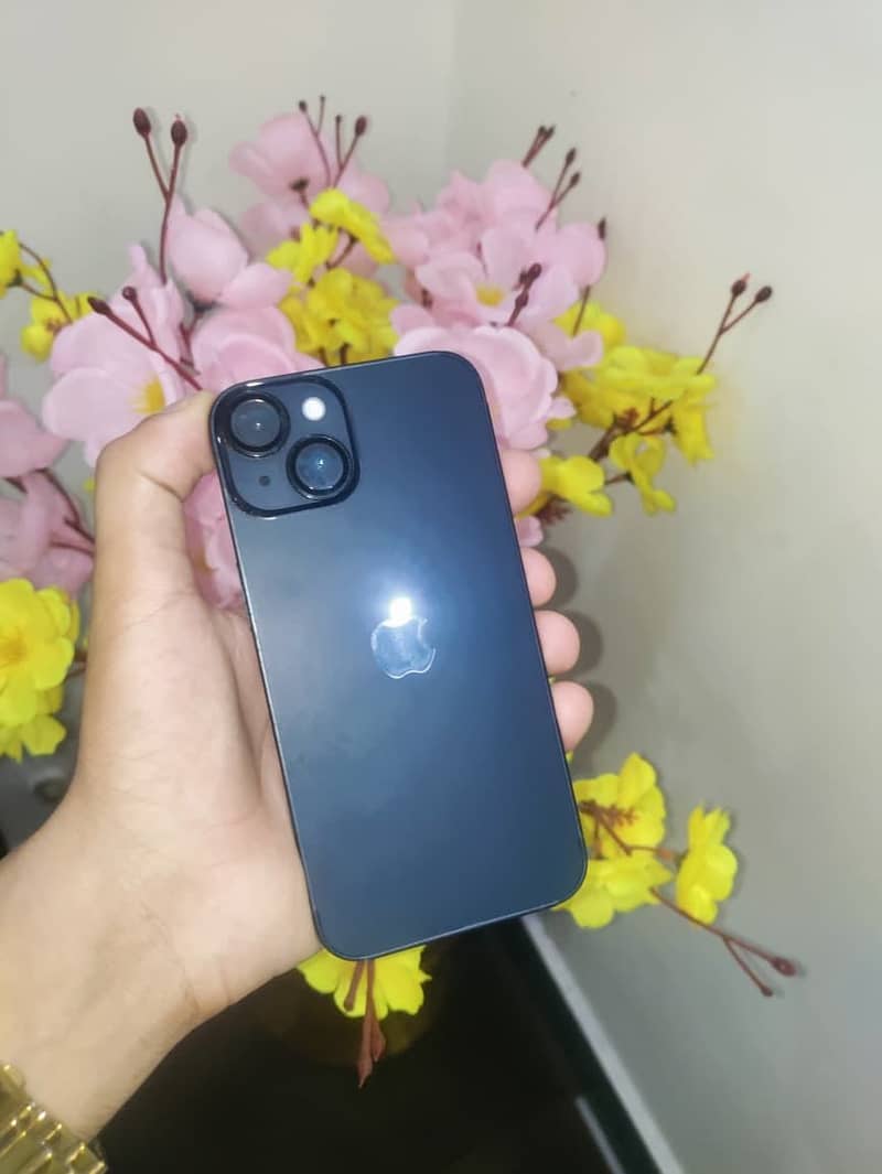 Apple iPhone 14 4