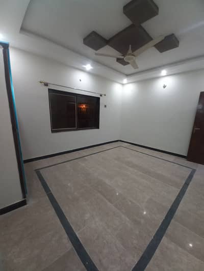 5 Marla Brand New 1st Floor Portion For Rent