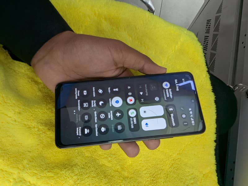 OPPO A5 Pro 3