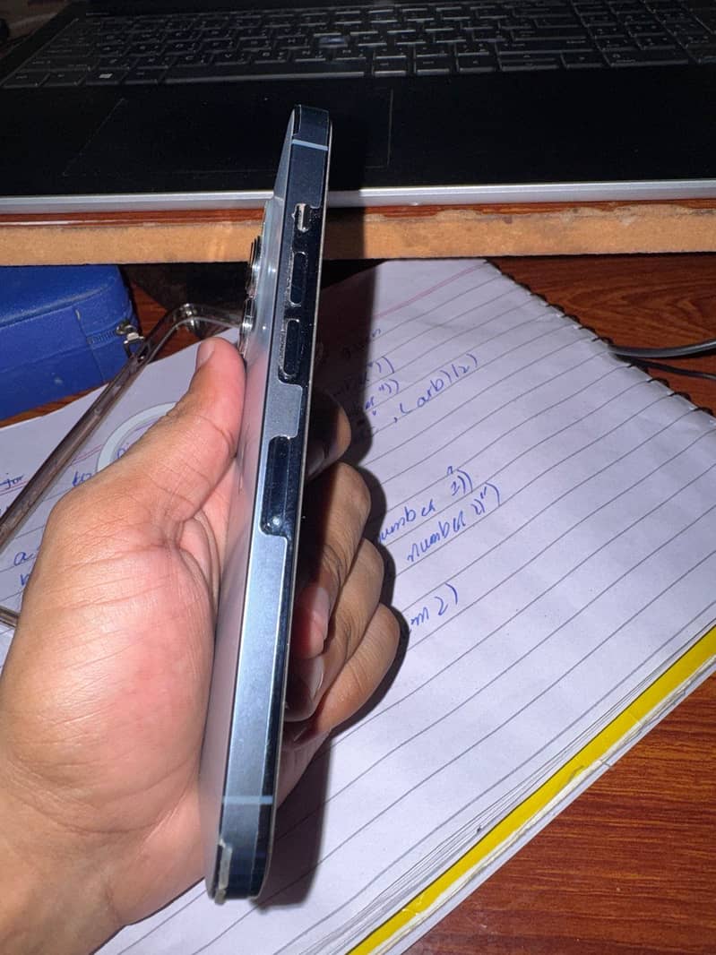 Apple Iphone 13pro 1