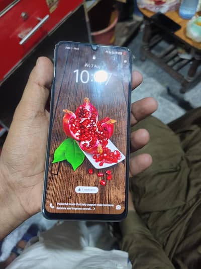 Vivo y11d  10by10 just one month use 4+4/128