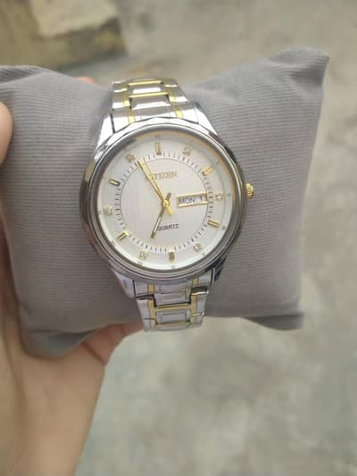 new watch with pack