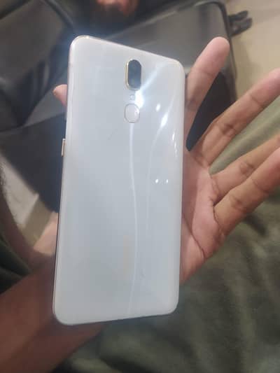 OPPO F11