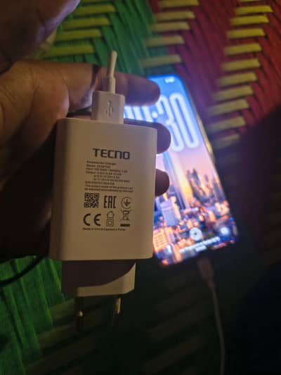 Tecno 33watt original charger box wala 03086582382