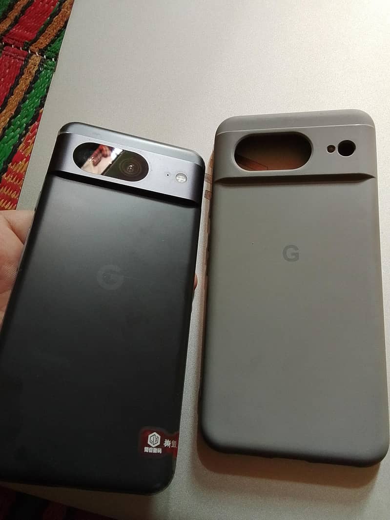 Google Pixel 8 3