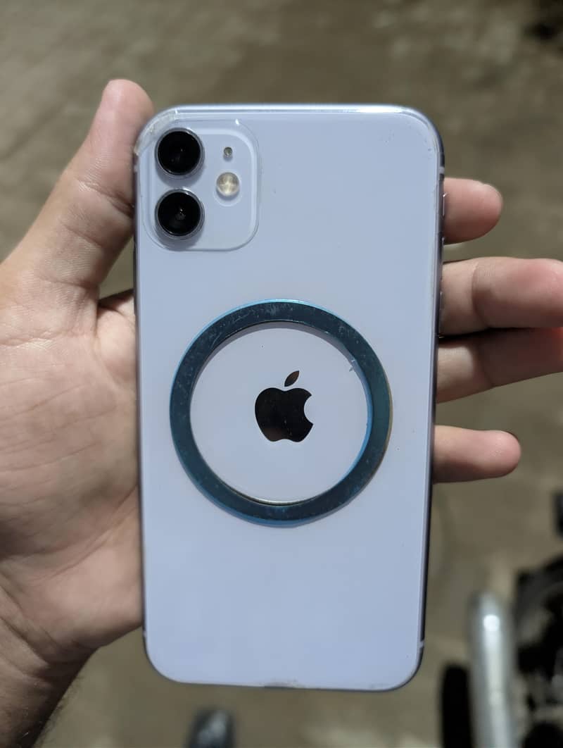 Apple iPhone 11 0