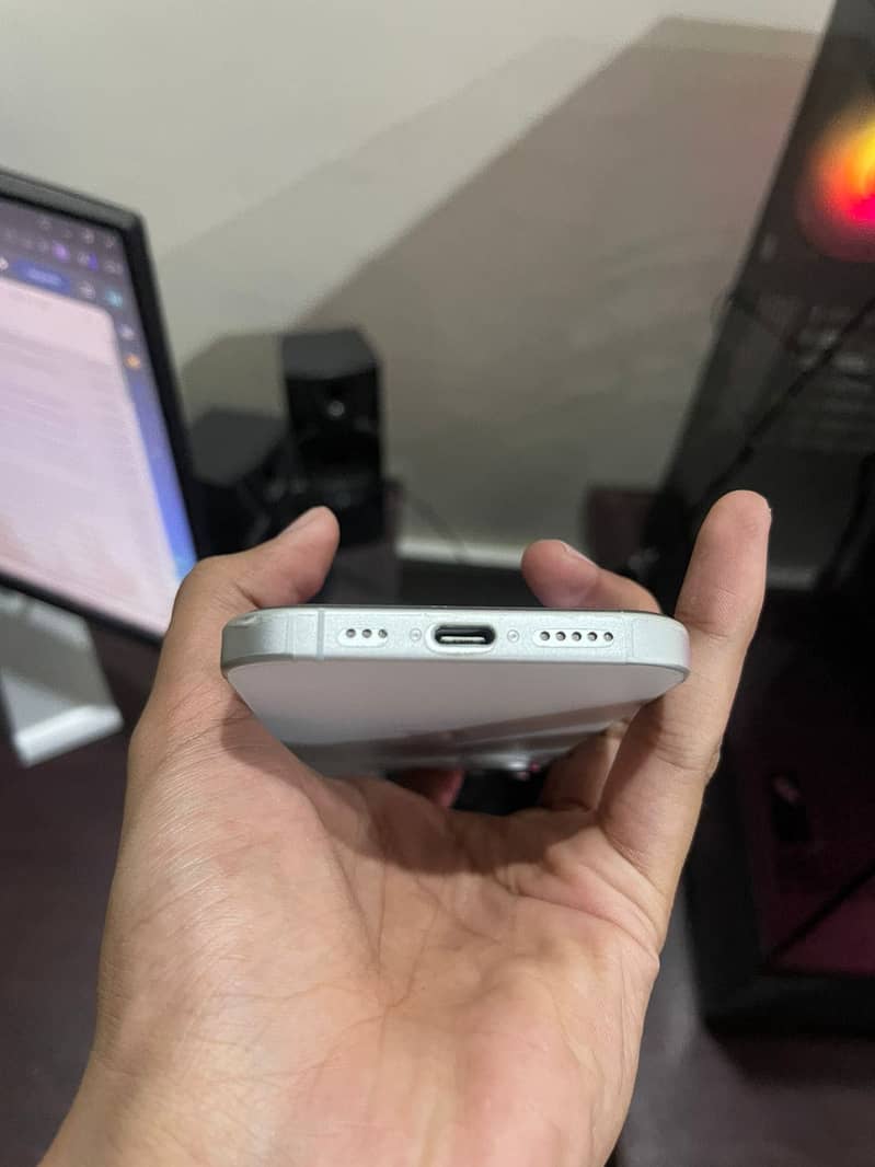 Apple iPhone 17 0
