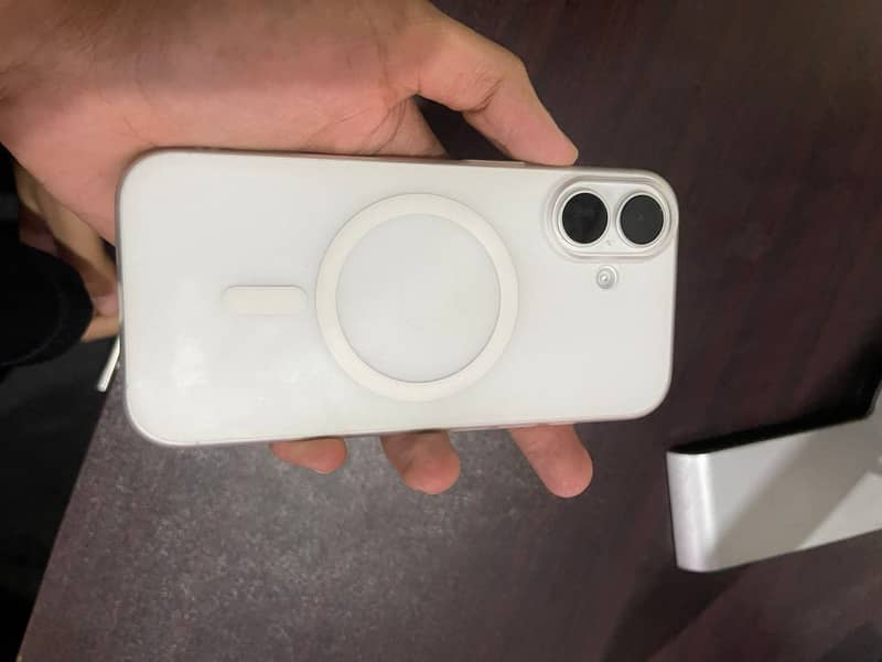 Apple iPhone 17 1