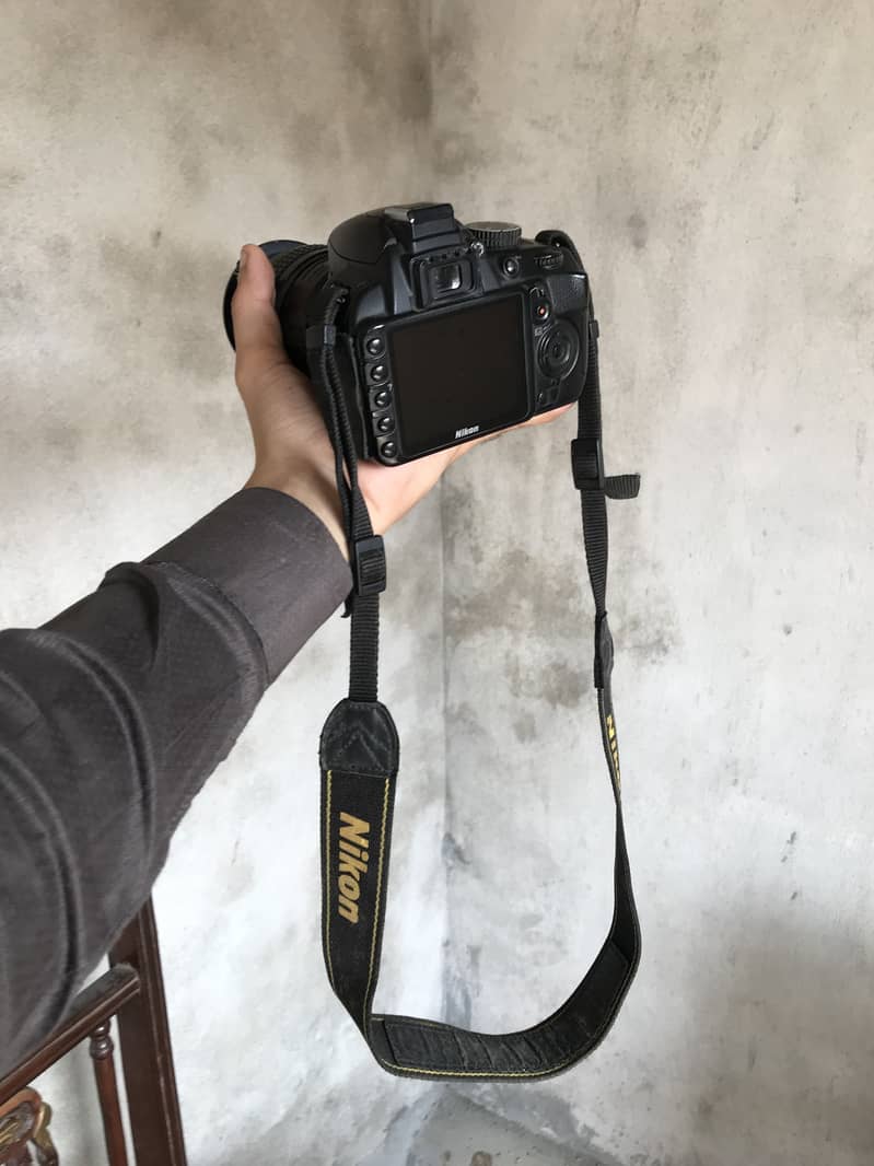 D3100 1
