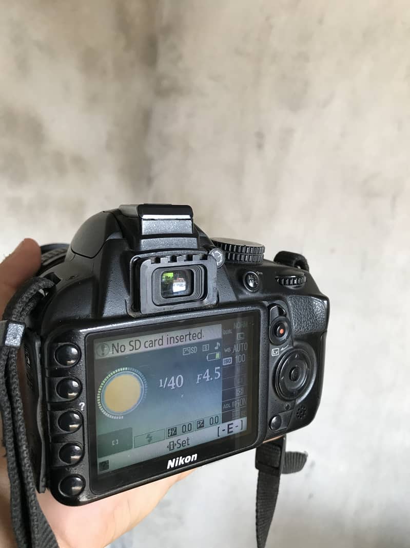 D3100 2
