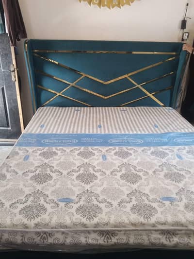 king size bed