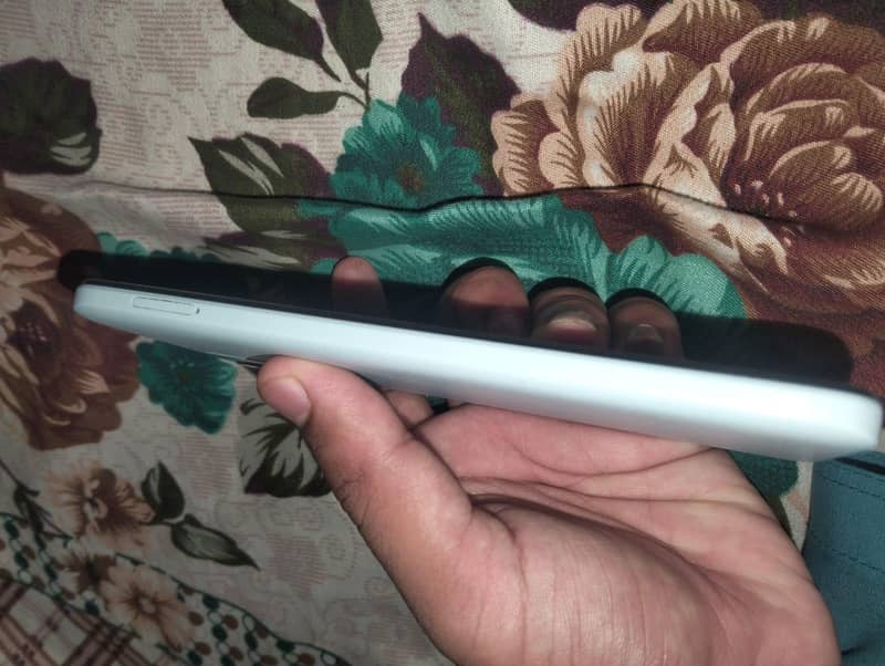 Realme C2 0