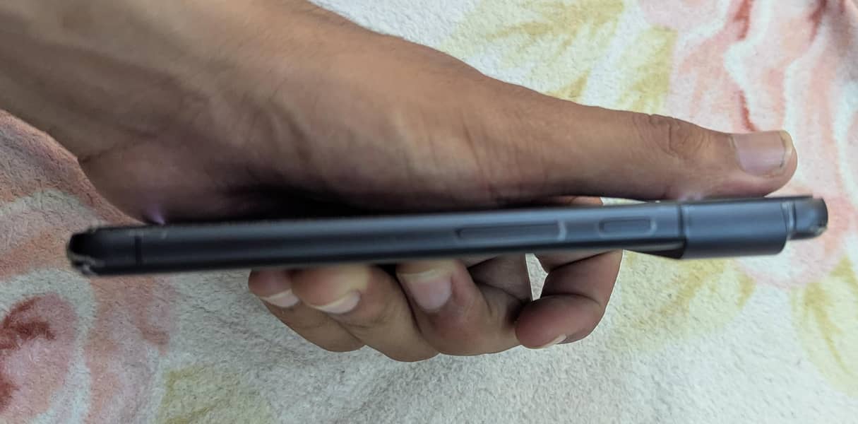 Google Pixel 8 2
