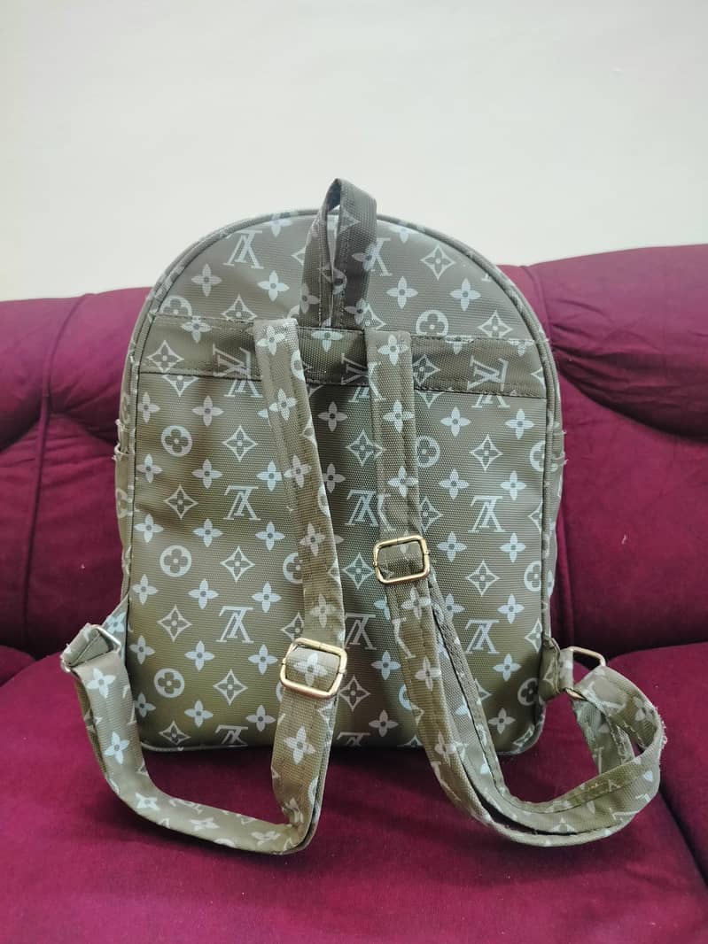 backpack 2