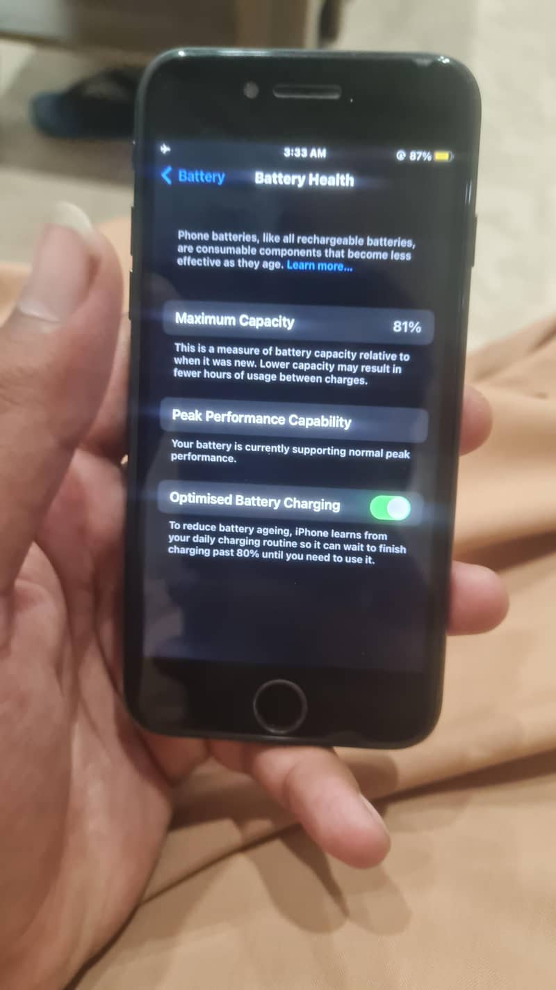 Apple iPhone 7 1