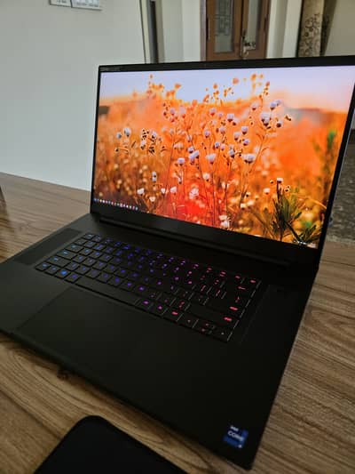 Razer Blade 17 | Core i9 11th Gen | 32GB RAM | 16GB GPU | 4K Touch