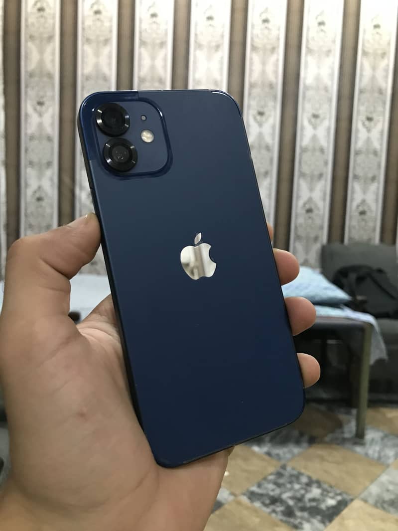 Apple iPhone 12 0