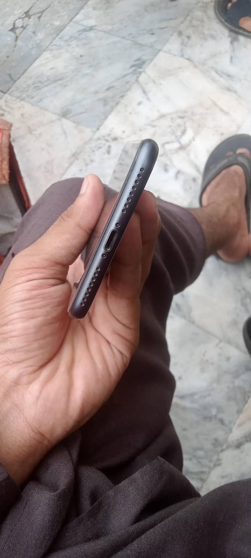 Apple iPhone 8 Plus 1
