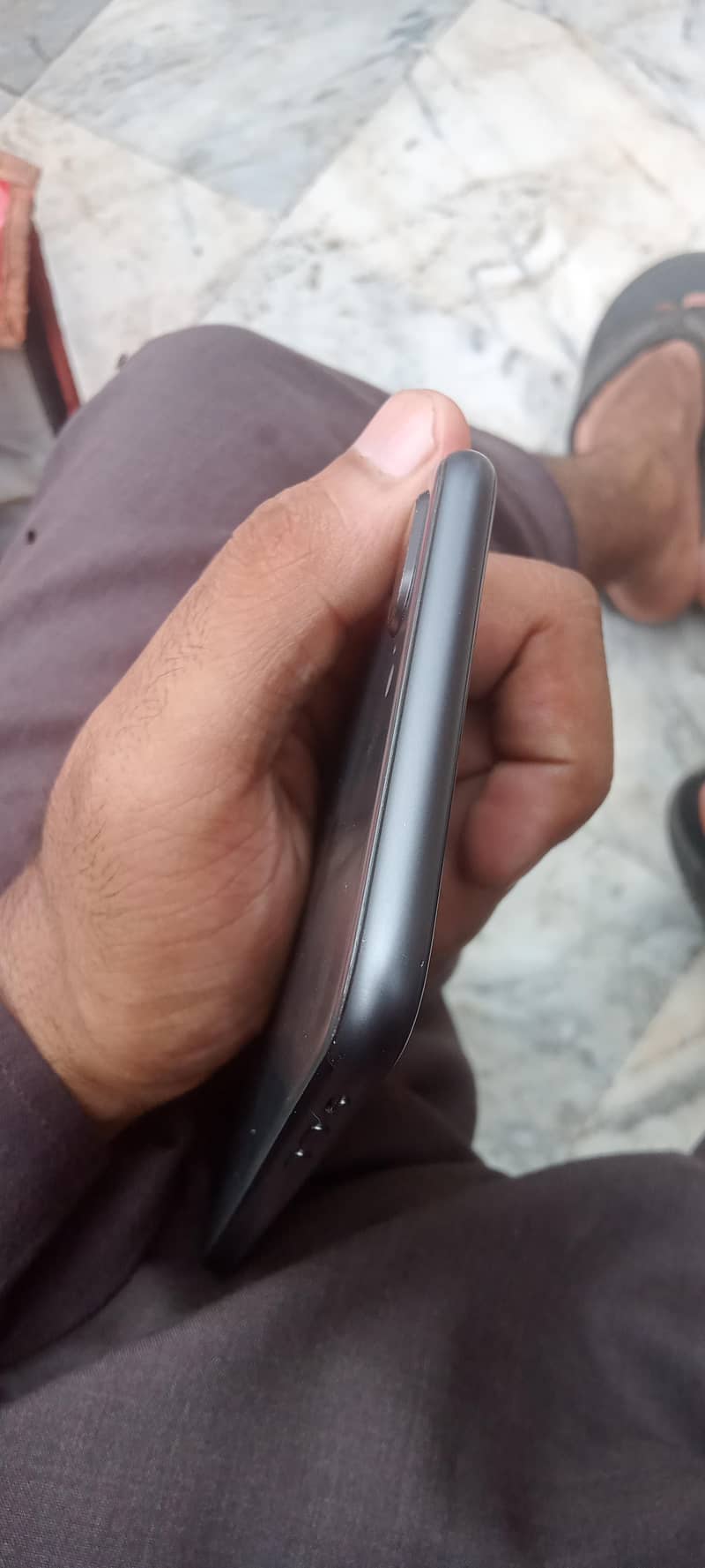 Apple iPhone 8 Plus 2