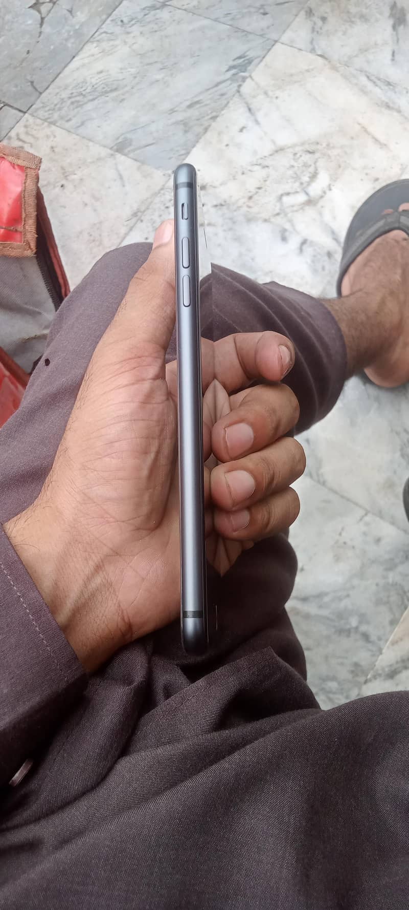 Apple iPhone 8 Plus 5
