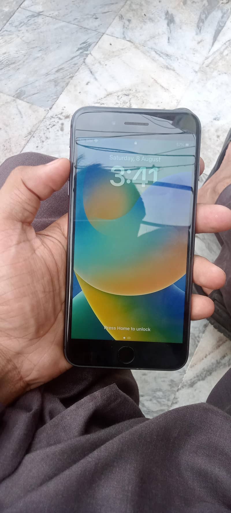Apple iPhone 8 Plus 6