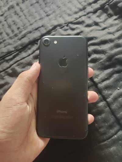 Apple iPhone 7