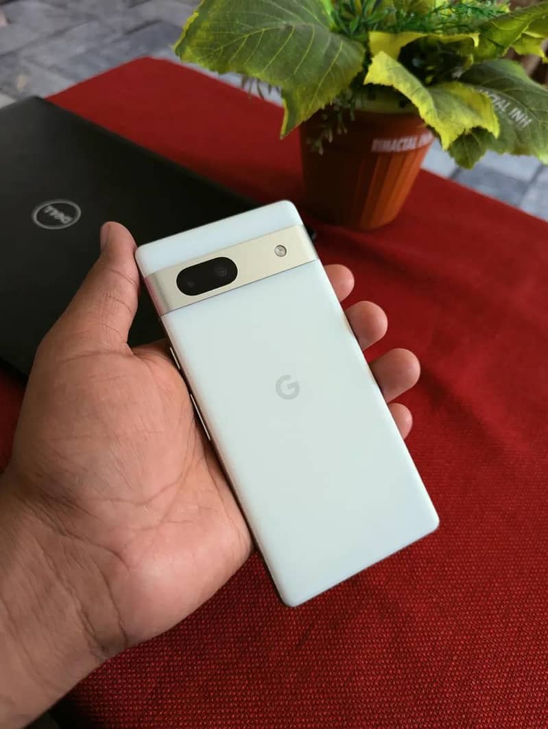 Google Pixel 7a 2