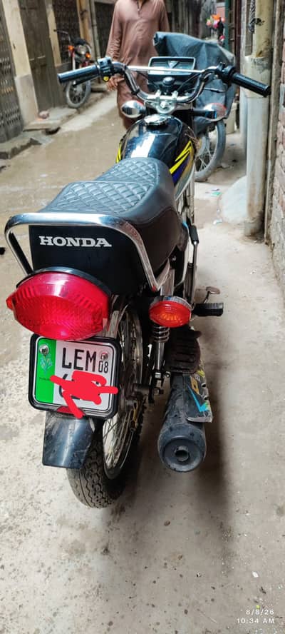 Honda 125 lush new condition 1st Hand