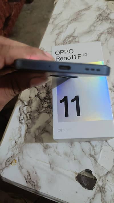 OPPO Reno11 F