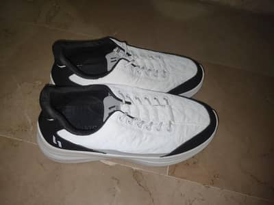 vento shoes 43 size cloude series selling because my size is 42