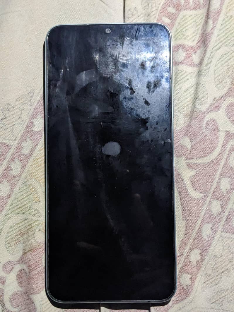 Realme C33 1